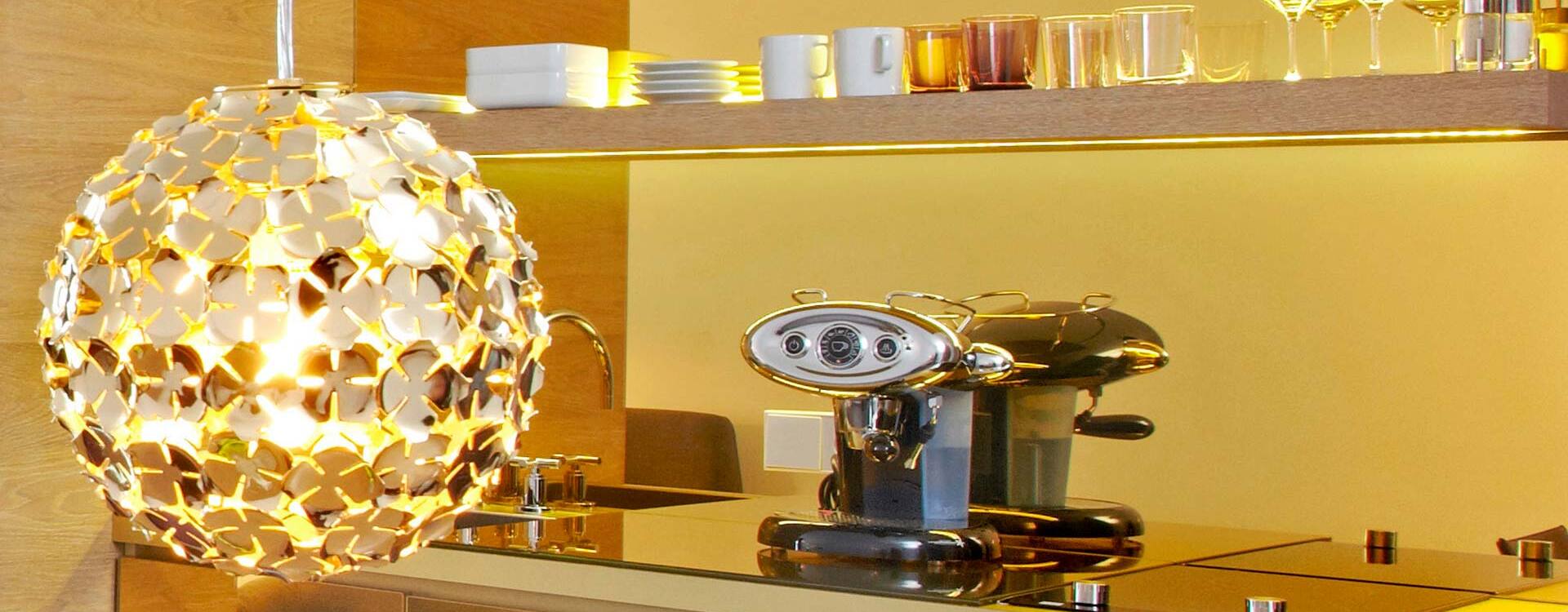 Detailaufnahme einer Espressomaschine in der Juniorsuite