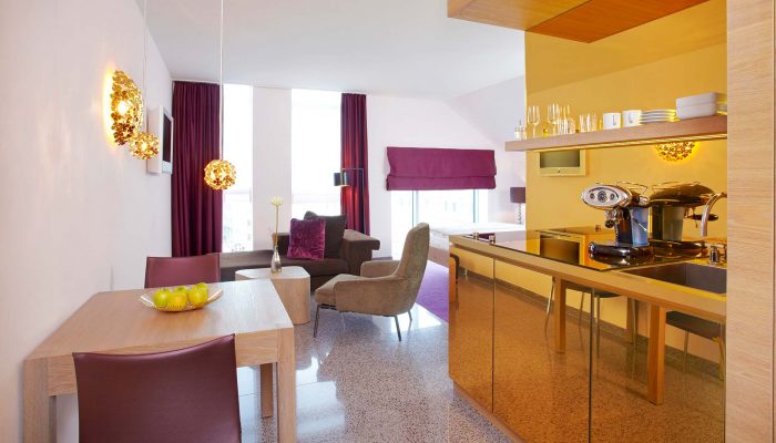 abito suites | Juniorsuite Wohnbereich mit Küche